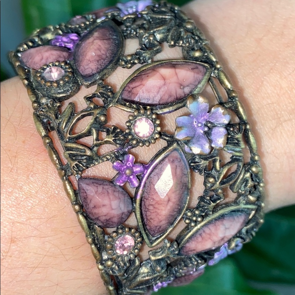 Beautiful purple stone bracelet